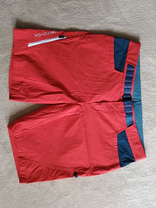 Pantaloni scurți Ortovox Colodri, M, de dama.