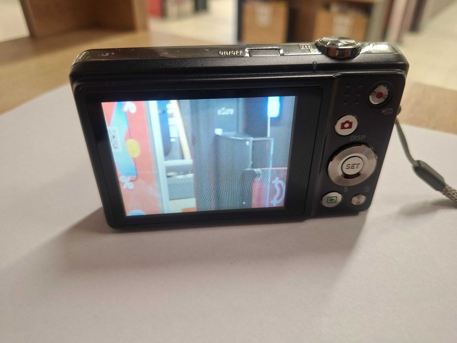 Compact Digital Camera Casio Exilim EX-ZS150 Digital Camera 16 Mp 12x