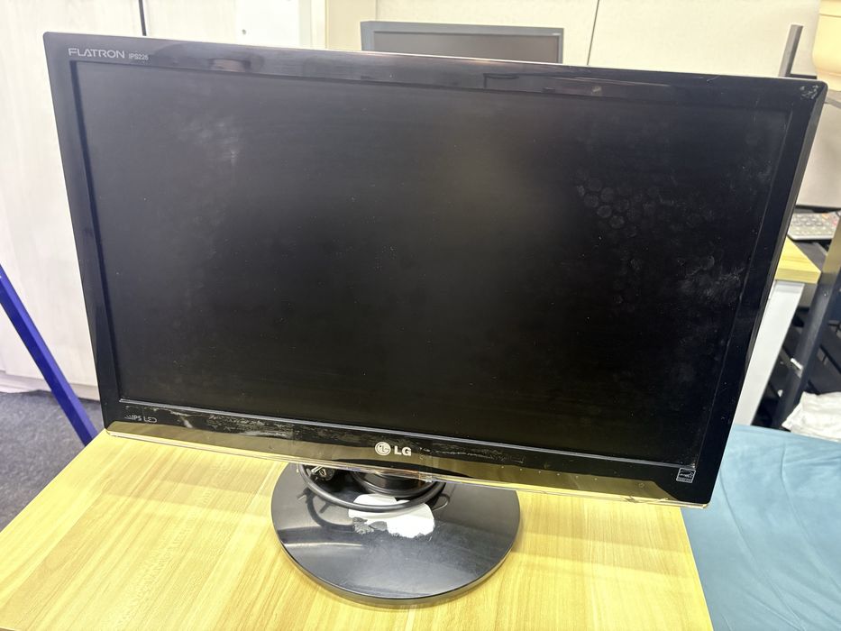 Продам мониторы, дешево!