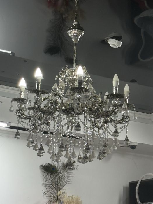 Продам Люстры металлические