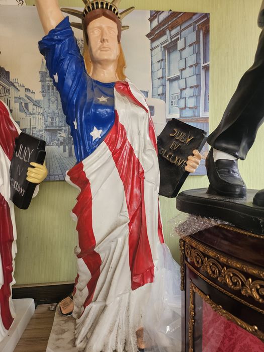 Статуя Елвис Пресли 1.25 -полеризин