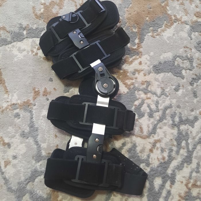 Туттор коленный 50000.