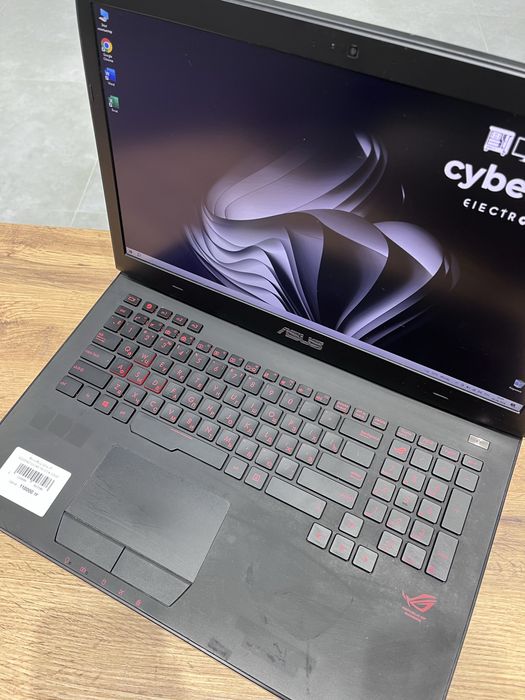 Игровой ноутбук Asus Rog Strix