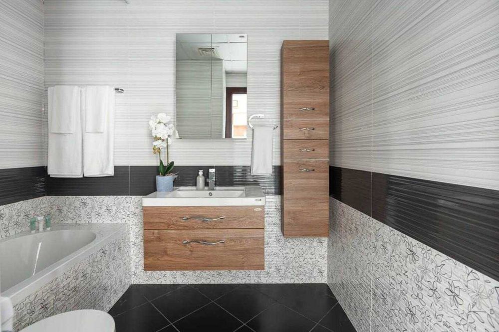 Сдается 3 комнатная просторная квартира на 8 этаже, Минор, 3/8/12. Р8