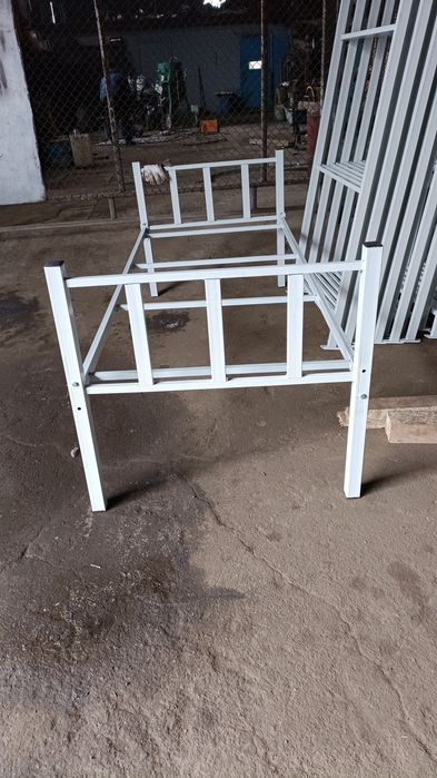 Армейская кровати