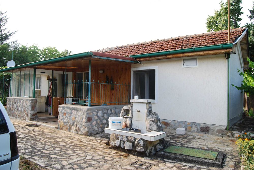 КЪЩА, с. Беренде, област София