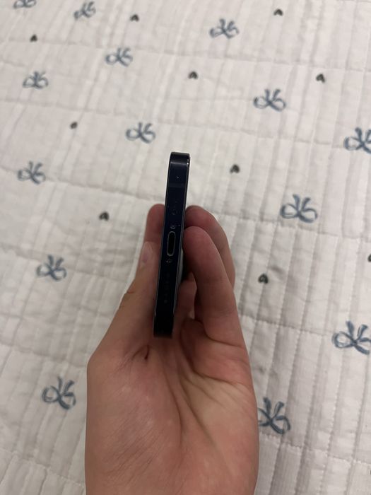 Продам Iphone 12 128gb