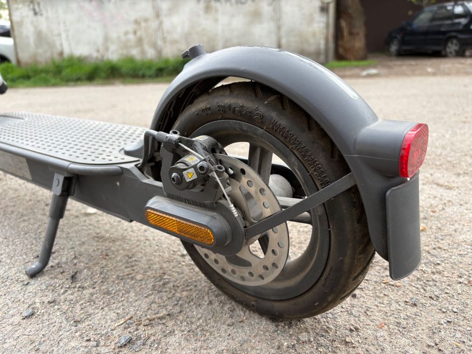 Самокат Xiaomi Mi Electric Scooter Pro 2