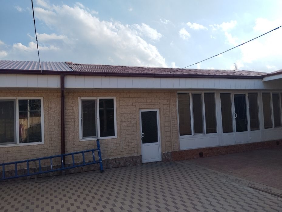 Продаётся дом  в городе Чирчик, р-н Пятсотки