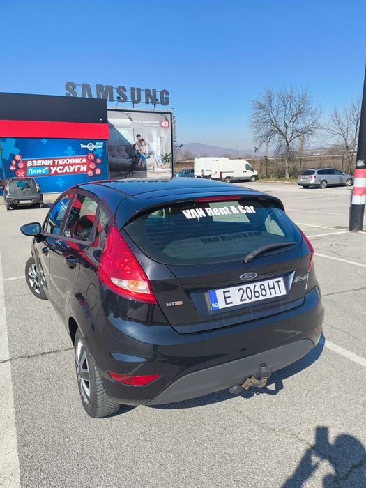 Рентакар коли и бусове под наем