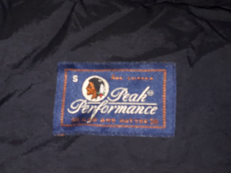 Peak Performance -Ориг. Пухен елек