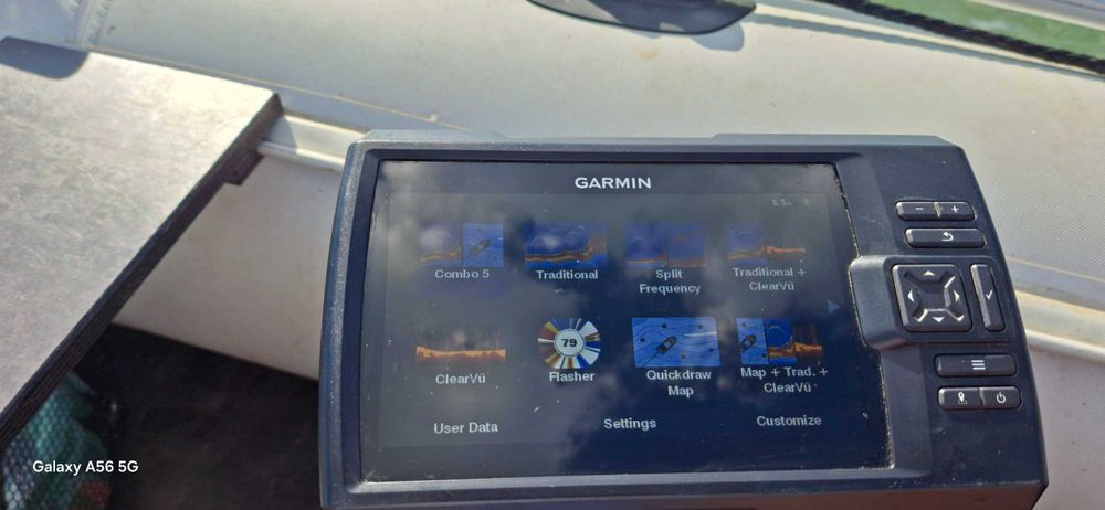 Sonar Garmin striker vivid 7cv