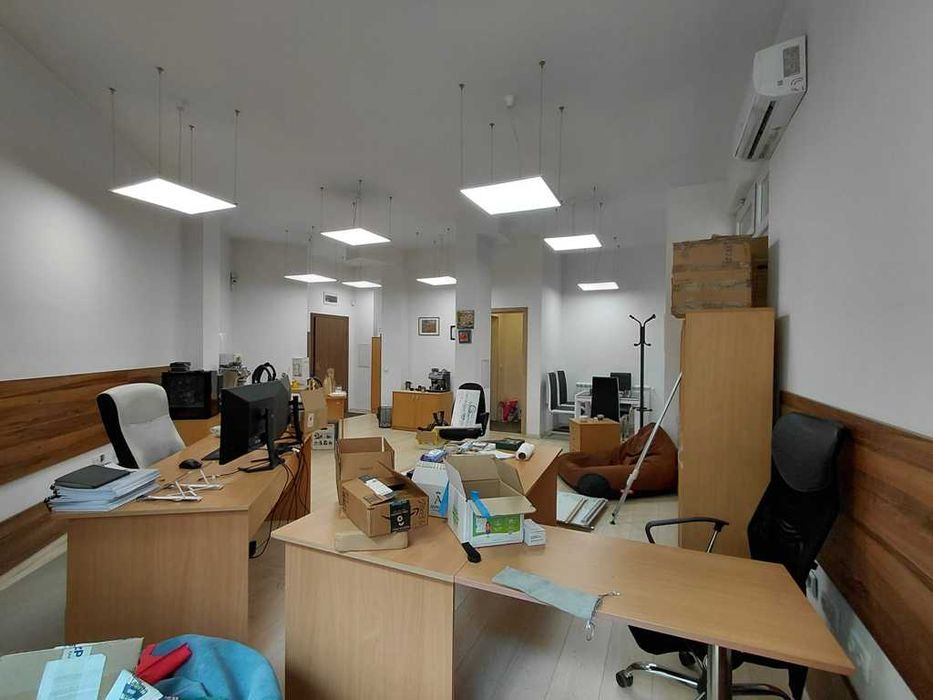 Офис в Судентски град