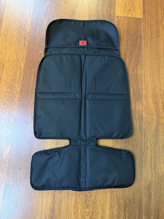 Детское автокресло