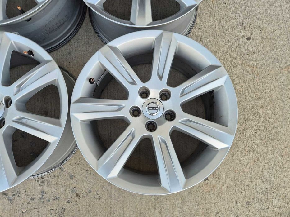 Jante R17 5x108 ORIG. VOLVO XC40,XC60,XC90,V50 V40 S60 S40 V60 FORD Kuga,Focus,Mondeo