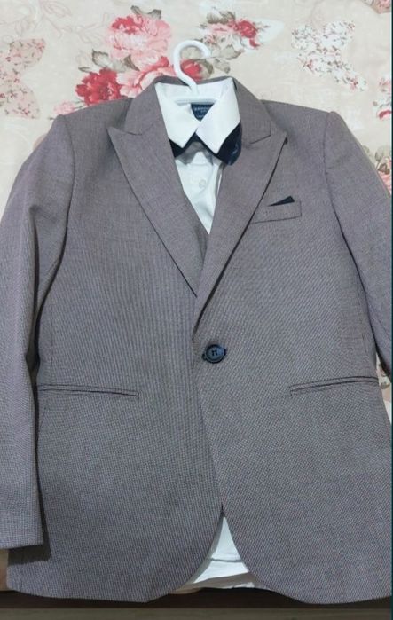 Costum nuntă băieți