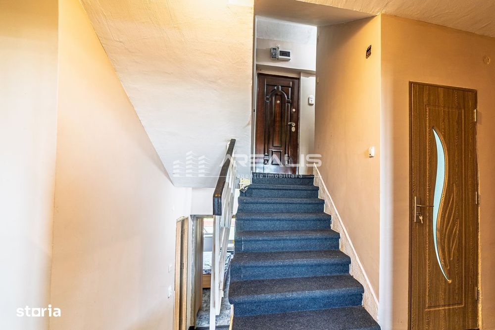 Apartament 3 camere tip Samantha, zona Polivalentă