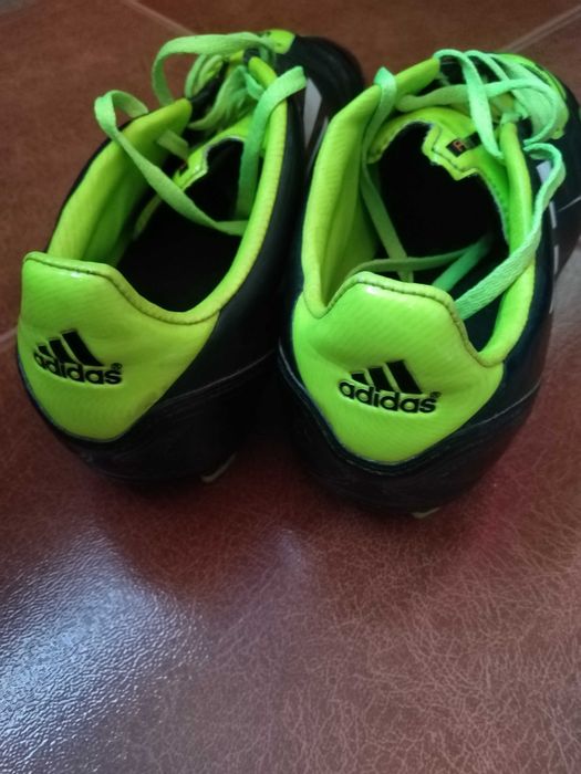 Футболни обувки Adidas