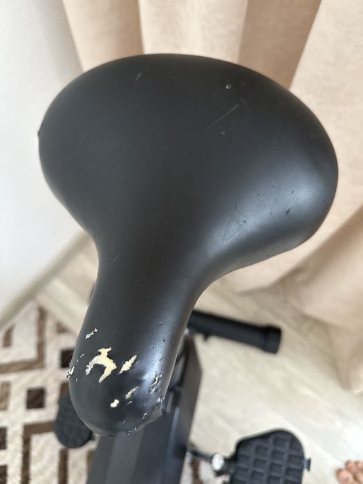 Продам Велотренажер Genau