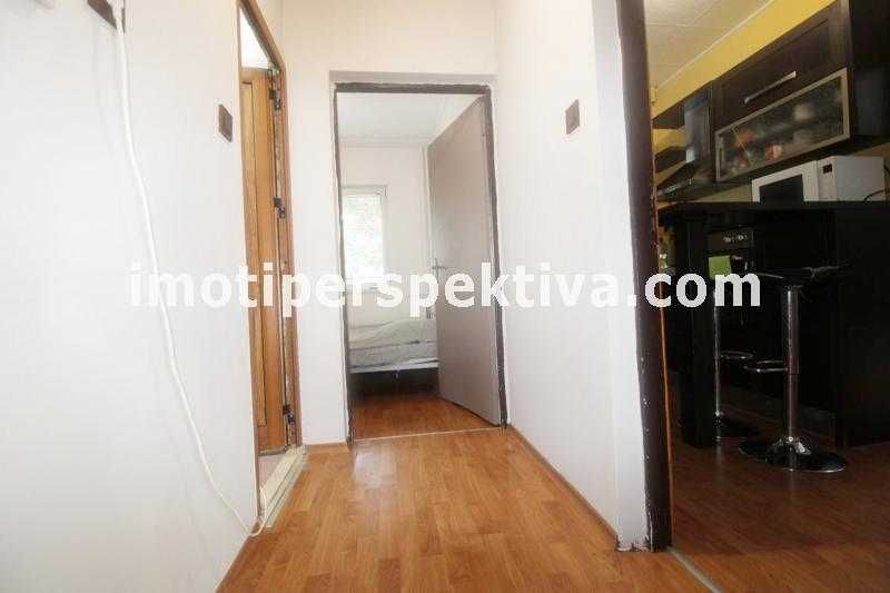 Продава се Тристаен апартамент в Пловдив, Тракия - 80 кв.м за 861 €/кв.м - Снимка #12