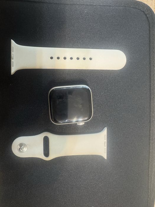 Apple Watch SE2 v2, 44 mm