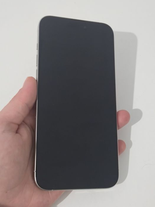 Vand/schimb iPhone 15 Pro Max 512gb white