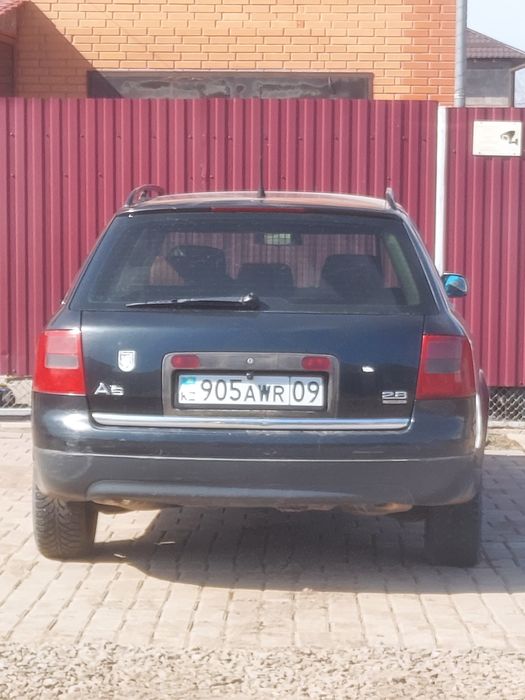 Продаем Ауди универсал С5