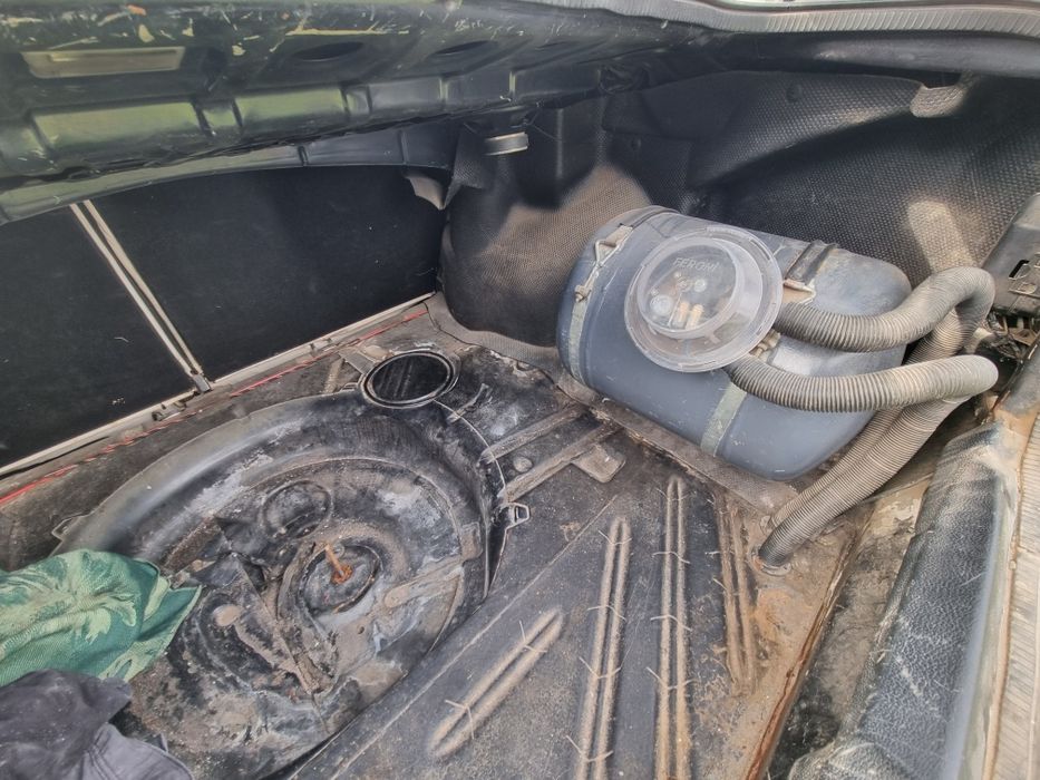 VW Vento 1.8 90к.с на части