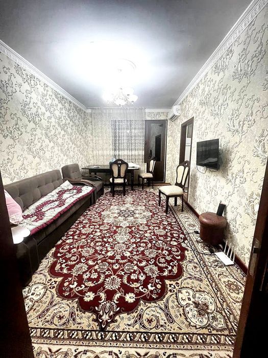 Metro Kosmonavtov Jemchug 2/5/9 komnati razdelnie vse neobxodimoe est'