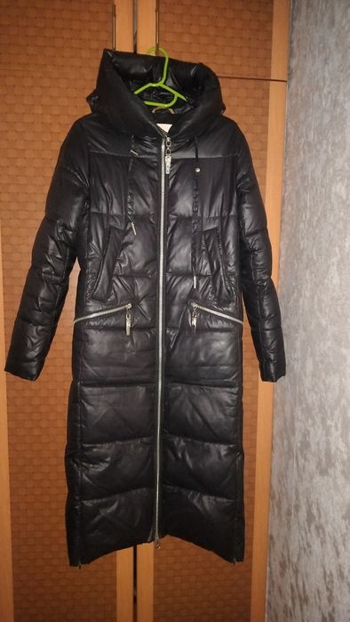 Продам куртка зима Б/у 8000т