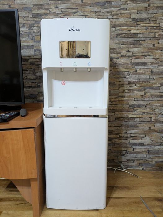 Кулер Bona 92LB с нижней загрузкой бутыли