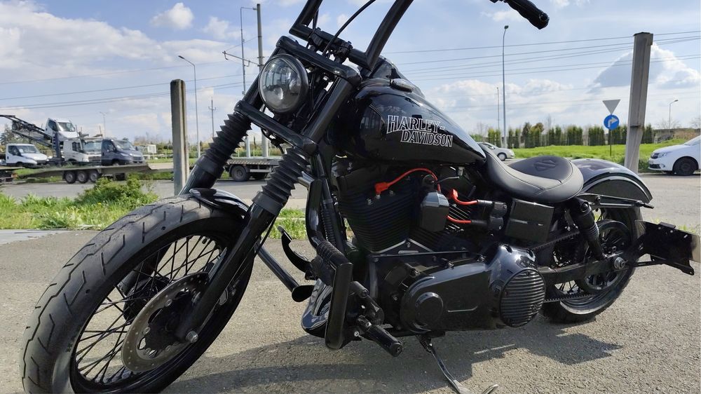 Harley Davidson Dyna Street Bob 2013