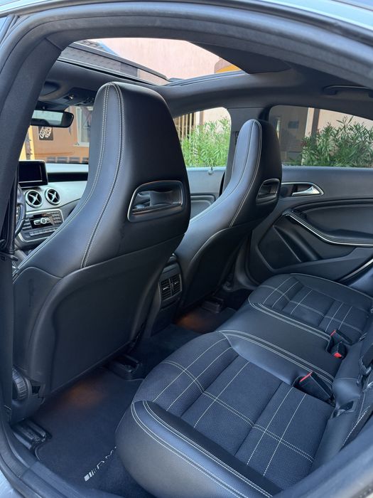 Mercedes Benz CLA 200 AMG line