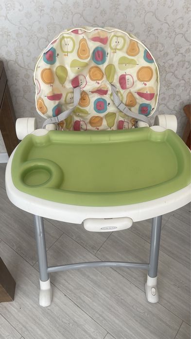 Детский стульчик от GRACO