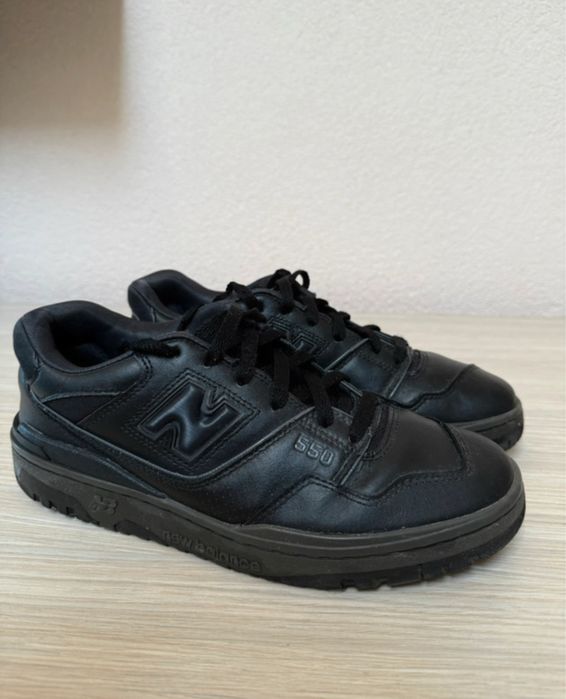New Balance 550 Triple Black Leather