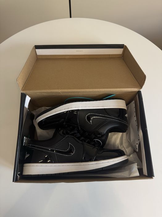 Air jordan black low