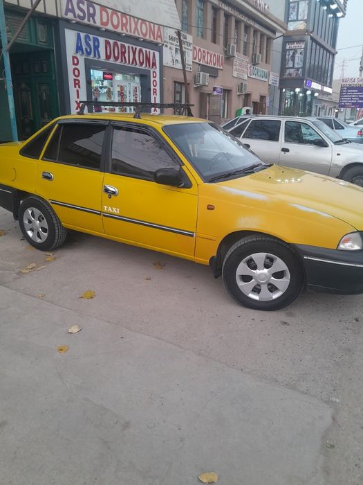 Nexia 1 sotiladi gaz benzin