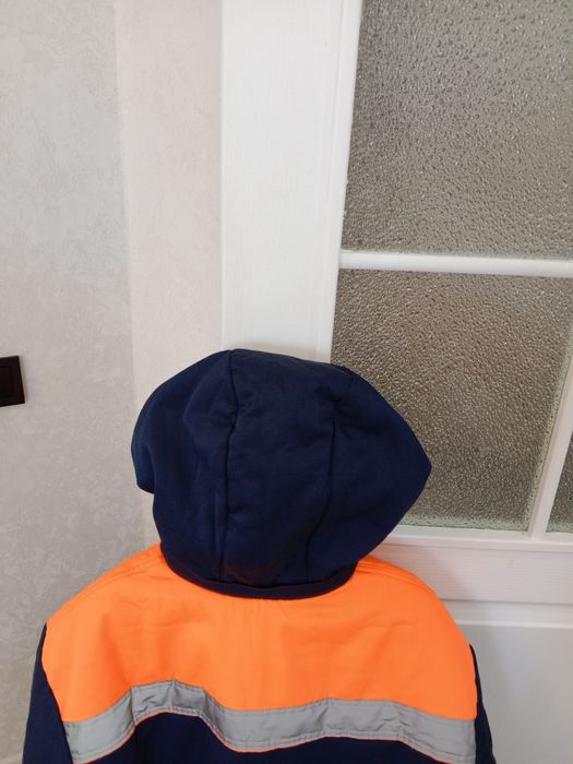 Продам куртку зимнюю,теплую. Спецодежда