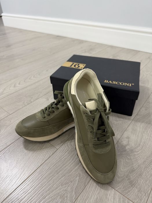 Новые кроссовки от basconi