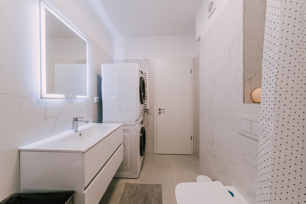 apartament 3 camere tractorul