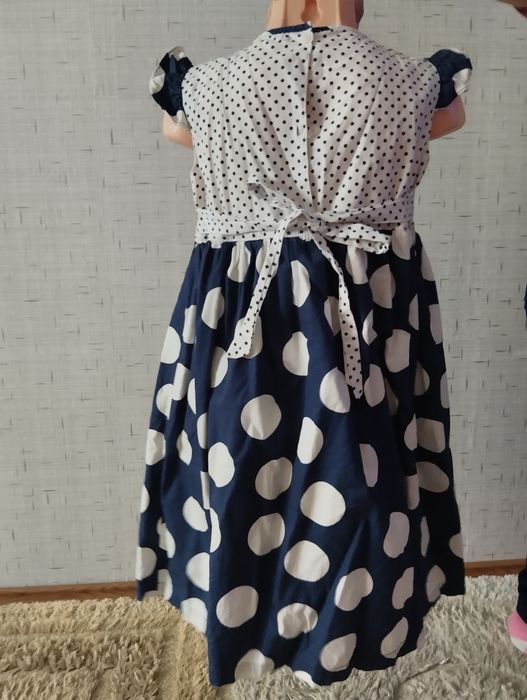 Продам платье нарядное