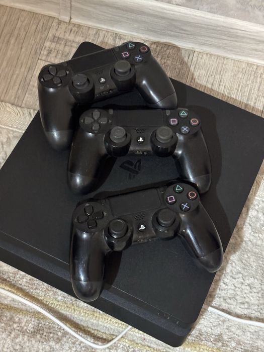 playstation 4 slim