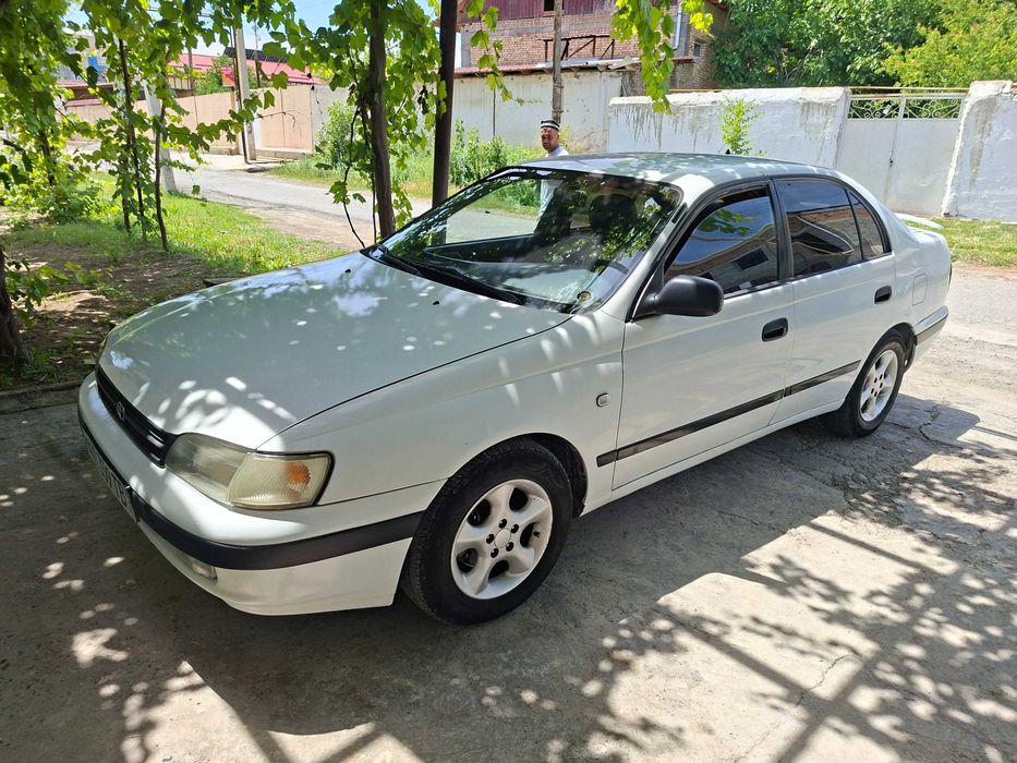 Toyota carina e XLi Тойота карина e