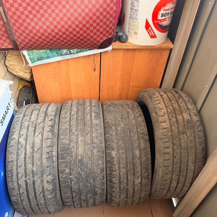 Шины б/у в хорошем состоянии