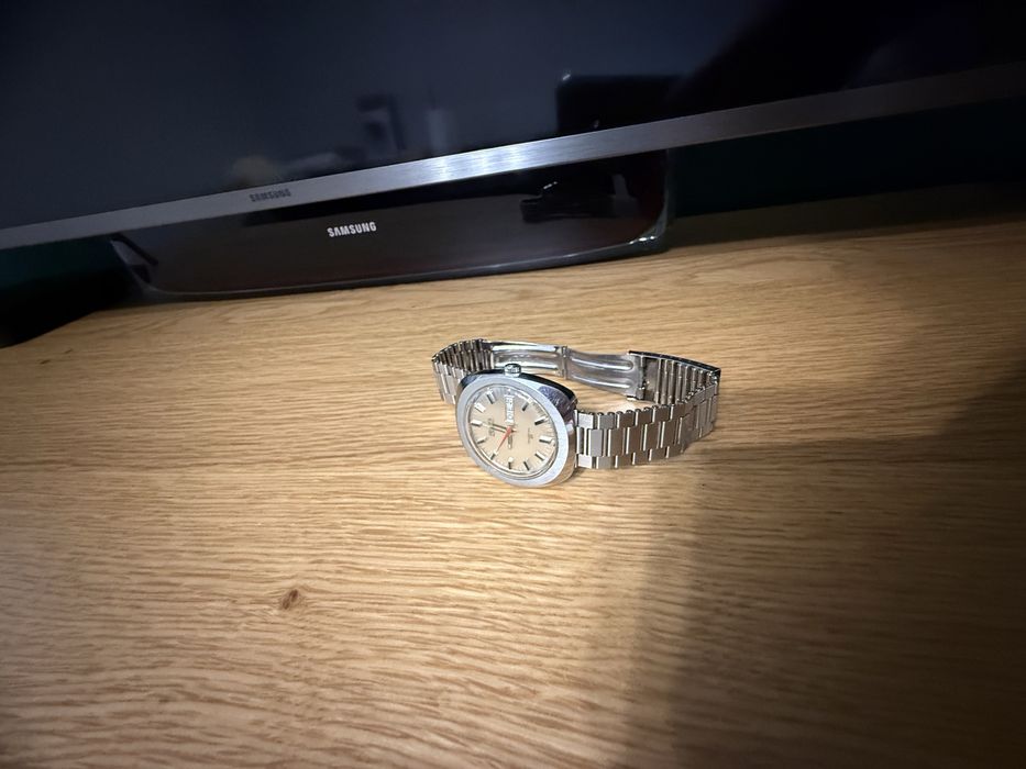 Швейцарски винтидж часовник PROVITA (Automatic)