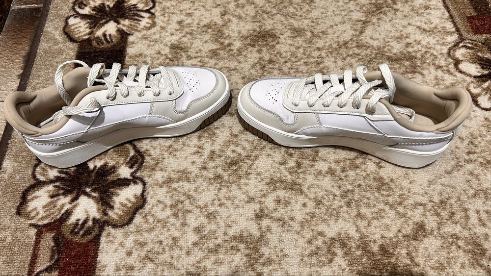 Маратонки Puma номер 38