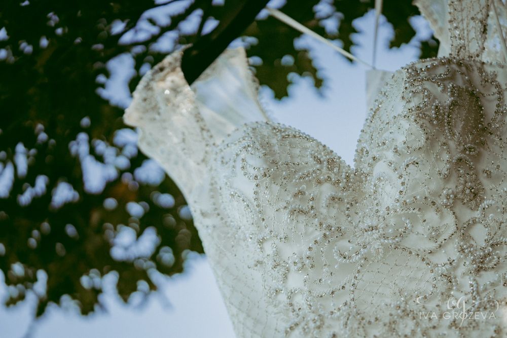 Сватбена рокля Justin Alexander с кристали Swarovski