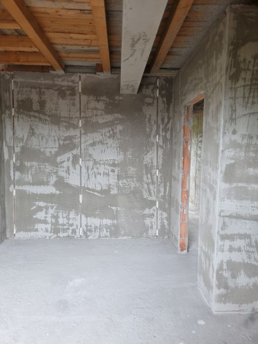 Executam tencuiala mecanizata si manuala pe toată raza județului iasi pentru detalii suplimentare va rog sa ma contactați  0728385416 oferim garanție!