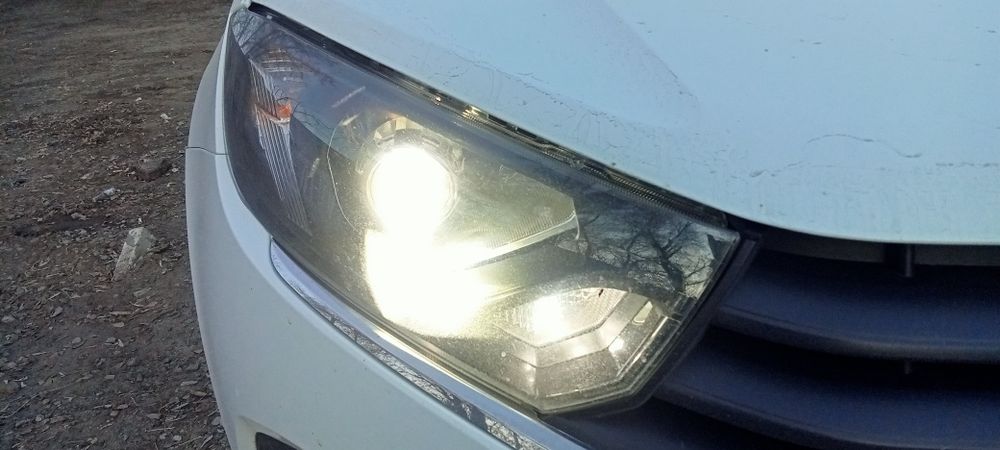 Продам фары лада гранта фл