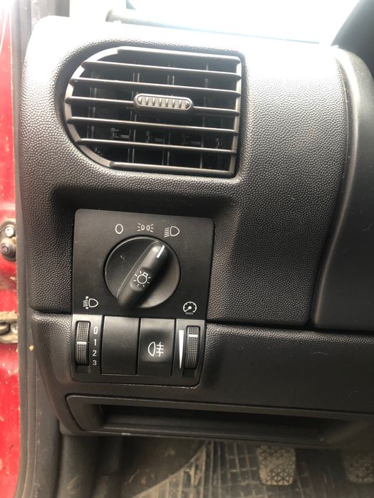 Опел Корса С 1.2 75кс